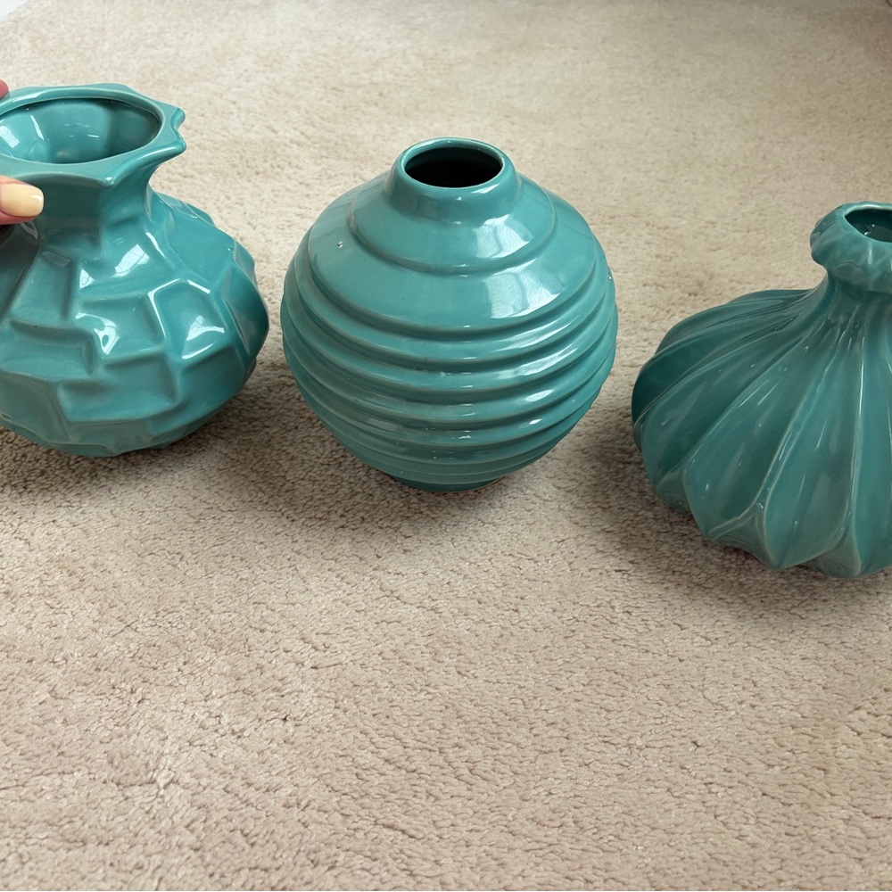 Baltz Stoneware Table Vase Set - Picture 3 of 4